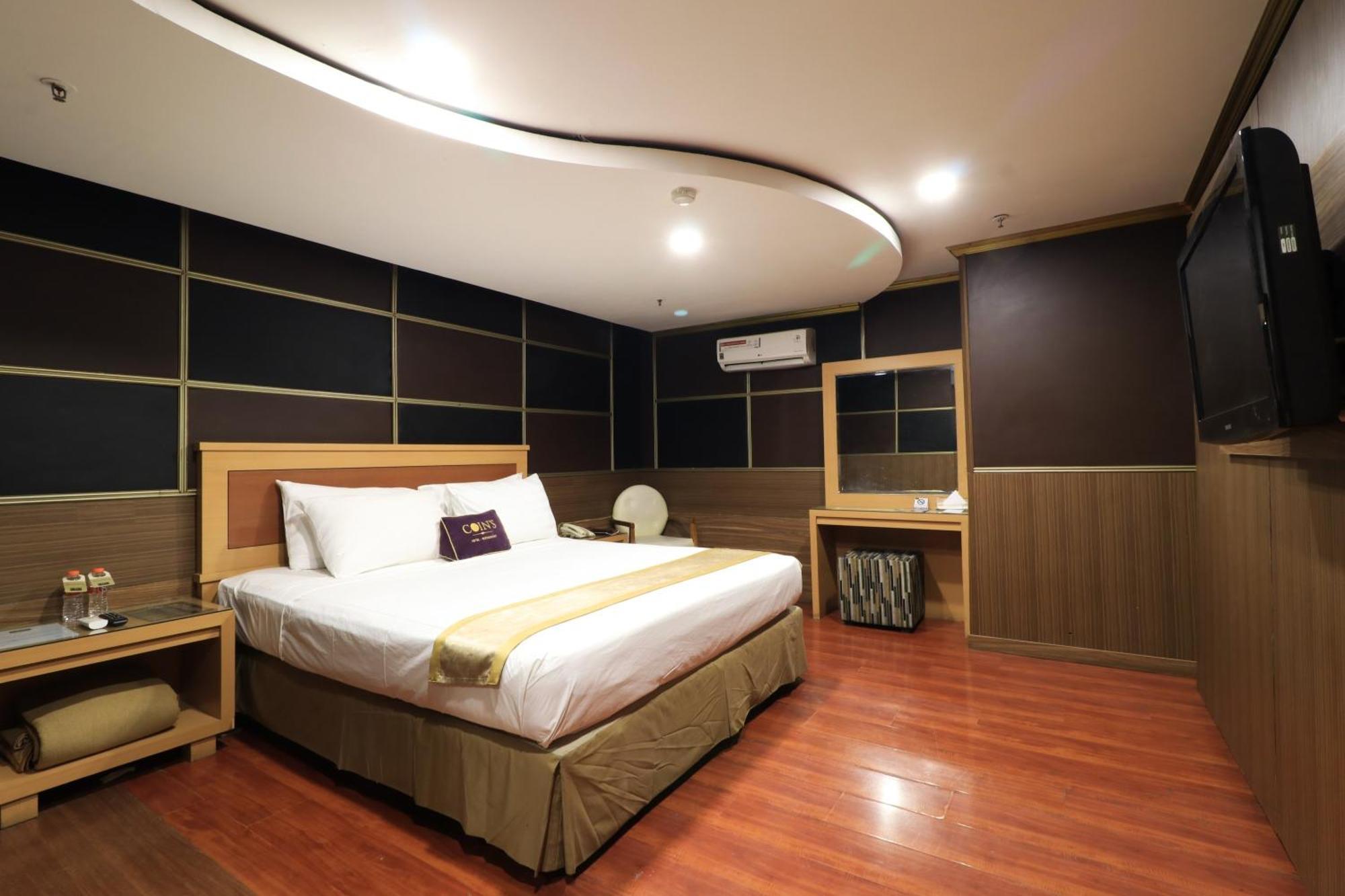 Coins Hotel Jakarta Eksteriør billede