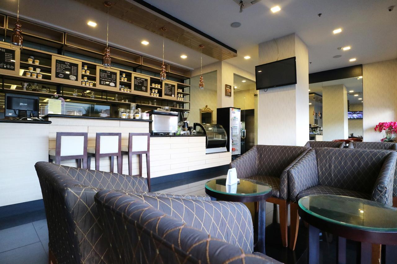 Coins Hotel Jakarta Eksteriør billede