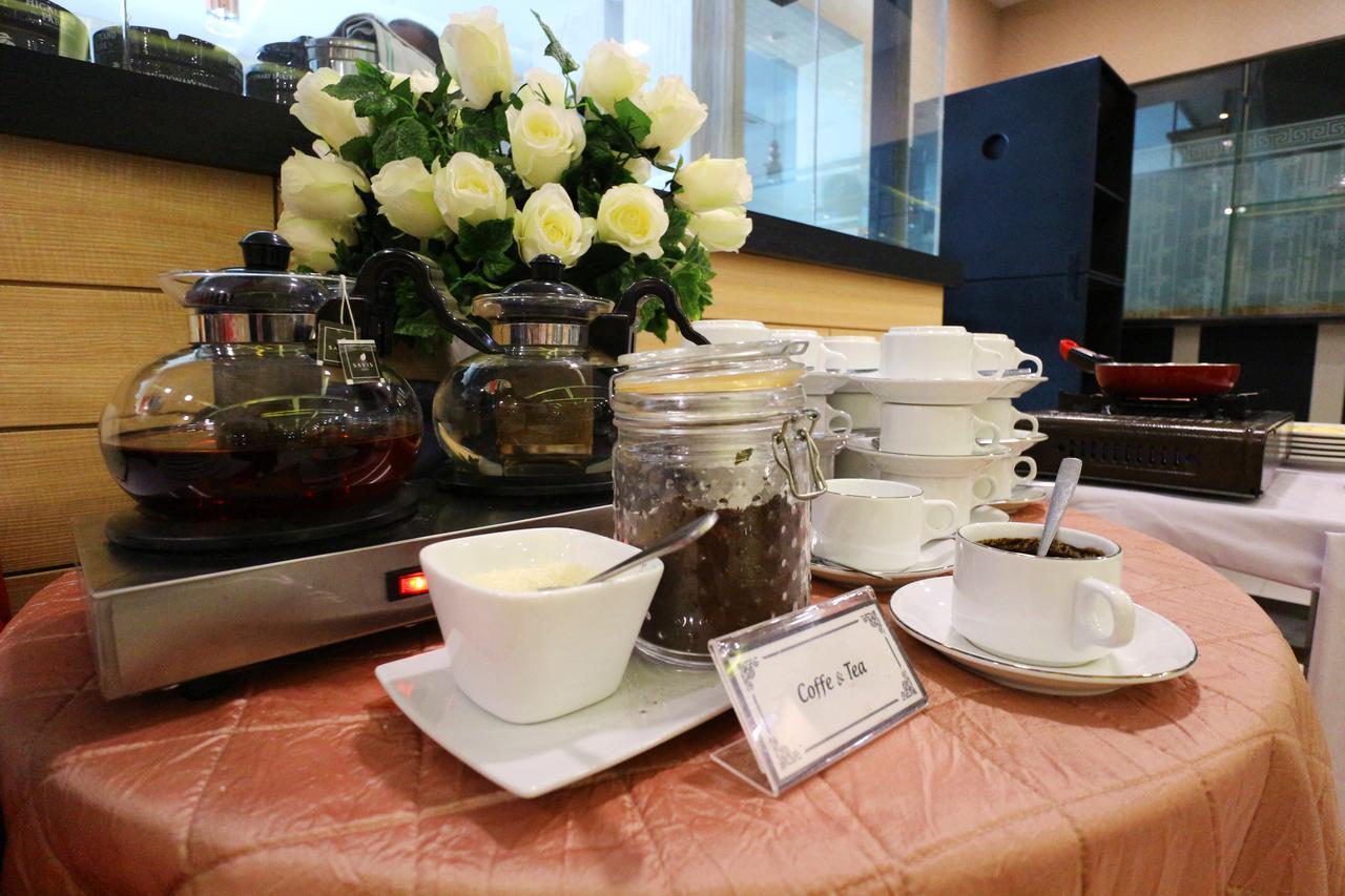 Coins Hotel Jakarta Eksteriør billede